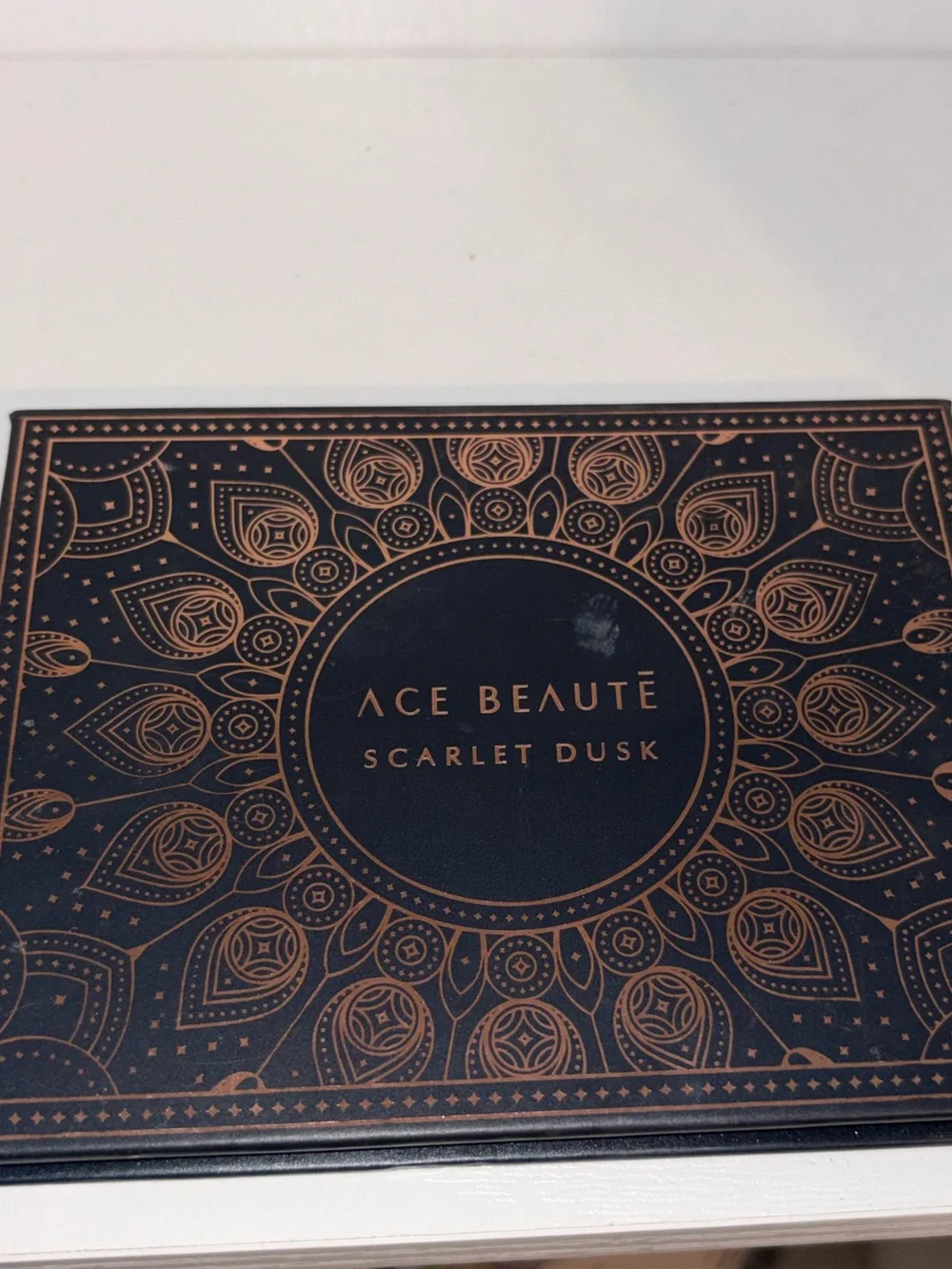 Ace Beaute eyeshadow palette
